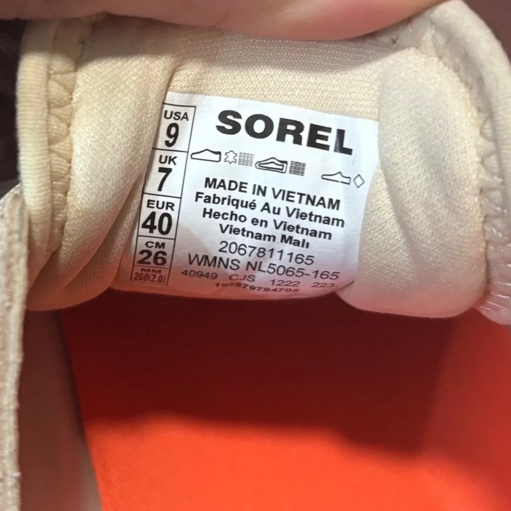SOREL Kinetic Breakthru City Lace Sneaker Ceramic Orange Dad Shoes Gorpcore Sz 9